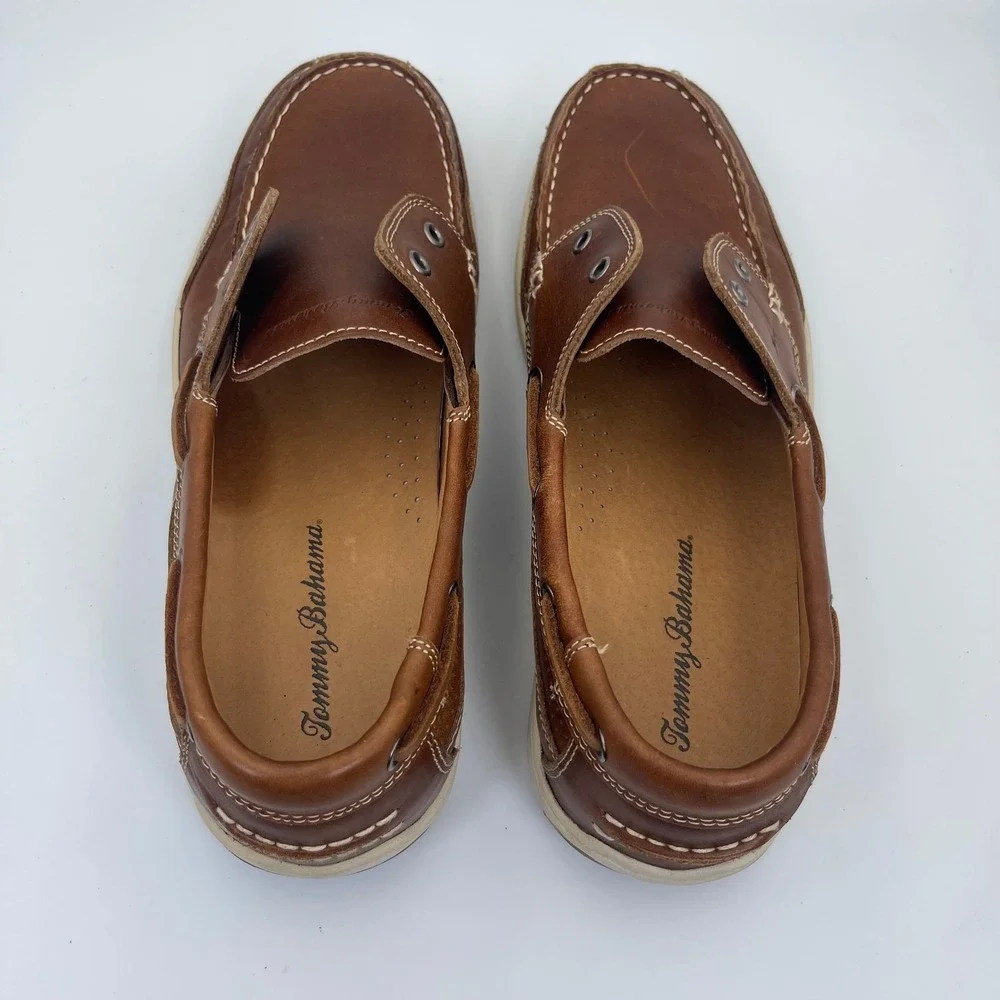 Tommy Bahama Boat Shoes Men's Size 13M Brown Leather Upper Slip-On TFM005